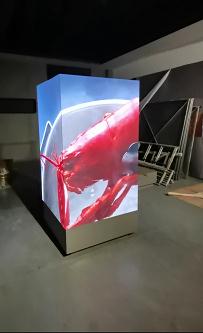 海南東西湖P2.0安裝完畢   尺寸：0.96x1.6x3   像素點(diǎn)：1440x800